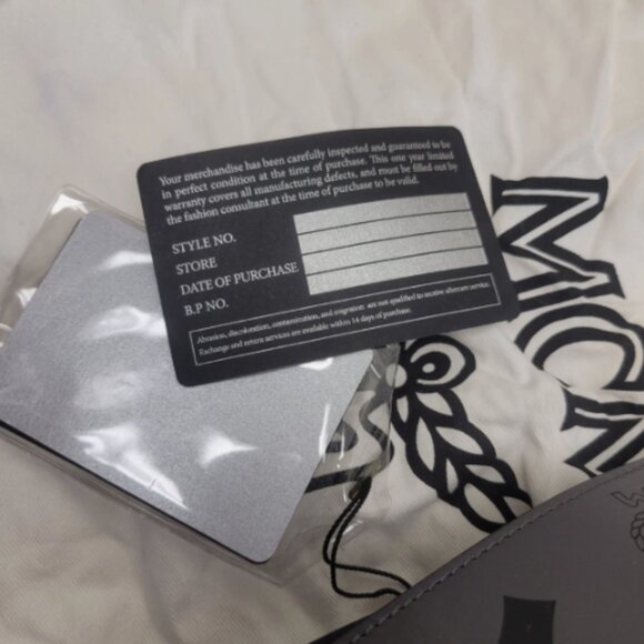 MCM Black Leather Reversible Belt with Silver Logo Buckle New w/ Dustbag Tags - Picture 9 of 11